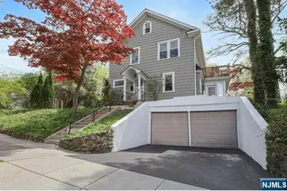 348 Evergreen Place 2 #2, Ridgewood, NJ 07450 - Photo 2
