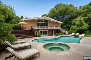 46 Overlook Rd, Alpine, NJ 07620 - Photo 18
