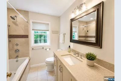60 Oak Avenue, Tenafly, NJ 07670 - Photo 6