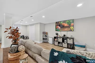 78 Schuyler Avenue, North Arlington, NJ 07031 - Photo 36