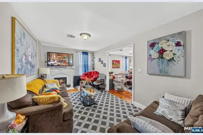 114-116 Peck Avenue, Newark, NJ 07107 - Photo 22