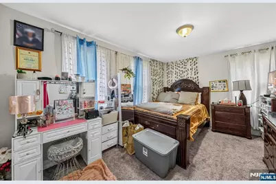 114-116 Peck Avenue, Newark, NJ 07107 - Photo 34