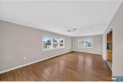 114-116 Peck Avenue, Newark, NJ 07107 - Photo 4