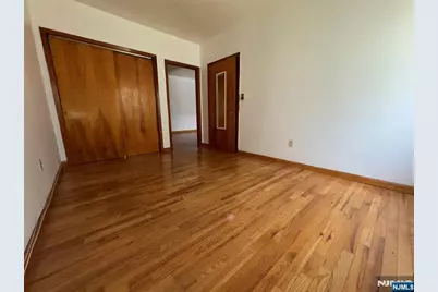 442 Ridge Road 1R #1R, Lyndhurst Township, NJ 07071 - Photo 8