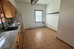 442 Ridge Road 1R, Lyndhurst Township, NJ 07071 - Photo 6