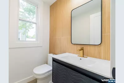 245 Elm Avenue, Bogota, NJ 07603 - Photo 18