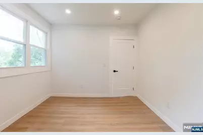 245 Elm Avenue, Bogota, NJ 07603 - Photo 28