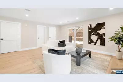 188 Broadway 8 #8, Woodcliff Lake, NJ 07677 - Photo 30