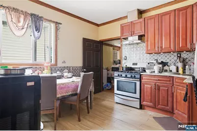 495-497 Totowa Avenue, Paterson, NJ 07522 - Photo 2