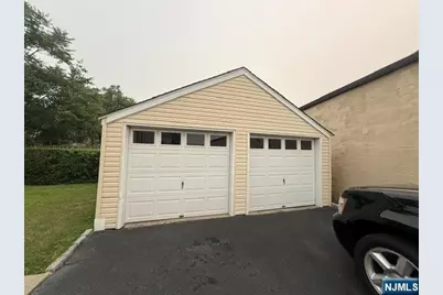 11 Canterbury Avenue, North Arlington, NJ 07031 - Photo 2