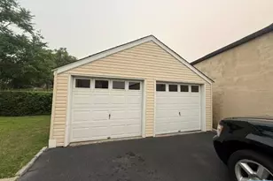 11 Canterbury Ave, North Arlington, NJ 07031 - Photo 2