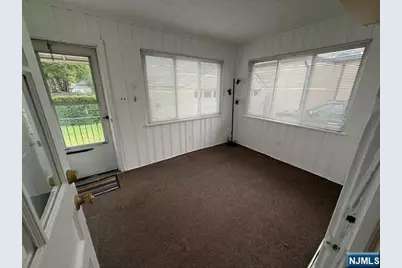 11 Canterbury Avenue, North Arlington, NJ 07031 - Photo 6