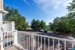 146 Summit Ridge 1406, Pompton Lakes, NJ 07442 - Photo 10