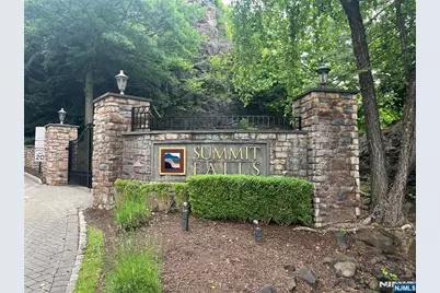146 Summit Ridge 1406 #1406, Pompton Lakes, NJ 07442 - Photo 24