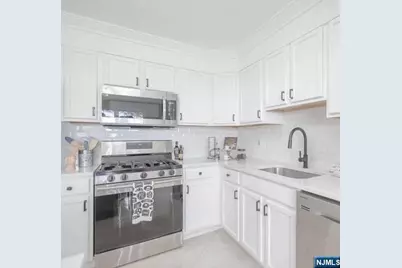 7401 Dane Court A #A, North Bergen, NJ 07047 - Photo 4