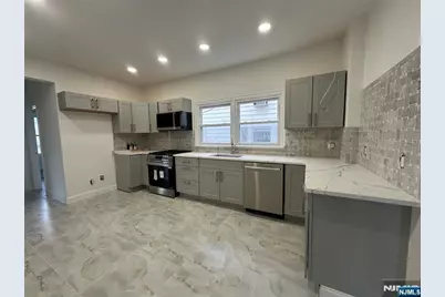 177 Williams Avenue 1st Floor #1st FLOOR, Hasbrouck Heights, NJ 07604 - Photo 12