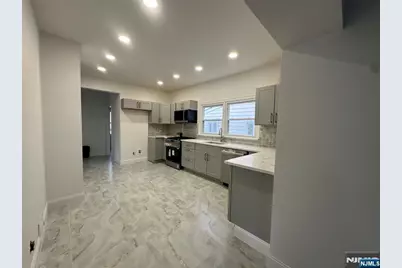 177 Williams Avenue 1st Floor #1st FLOOR, Hasbrouck Heights, NJ 07604 - Photo 8