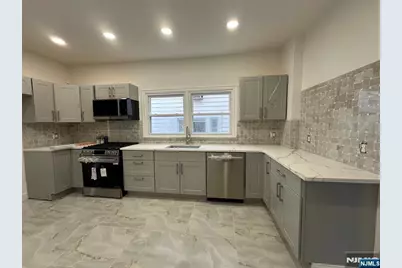 177 Williams Avenue 1st Floor #1st FLOOR, Hasbrouck Heights, NJ 07604 - Photo 10