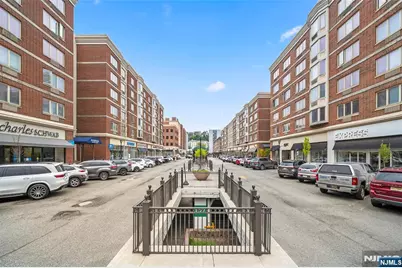 3411 City Place, Edgewater, NJ 07020 - Photo 2