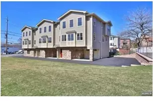 452C Grand Ave C, Palisades Park, NJ 07650 - Photo 2