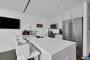 800 Ave At Port Imperial 910, Weehawken, NJ 07086 - Photo 4