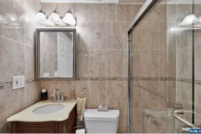 410 Chestnut Street, Paramus, NJ 07652 - Photo 38
