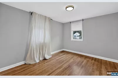 410 Chestnut Street, Paramus, NJ 07652 - Photo 30