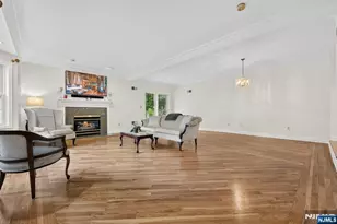 410 Chestnut St, Paramus, NJ 07652 - Photo 14