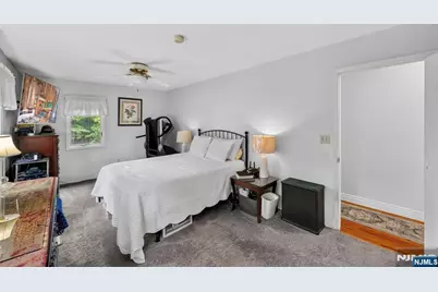 410 Chestnut Street, Paramus, NJ 07652 - Photo 44