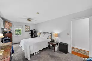 410 Chestnut St, Paramus, NJ 07652 - Photo 44