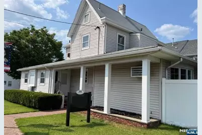 258 Everett Avenue, Wyckoff Township, NJ 07481 - Photo 2