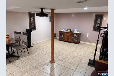 147 Merritt Avenue, Bergenfield, NJ 07621 - Photo 24