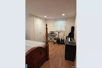 147 Merritt Avenue, Bergenfield, NJ 07621 - Photo 14