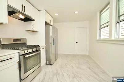 210 Sanford Avenue 2 #2, Kearny, NJ 07032 - Photo 8