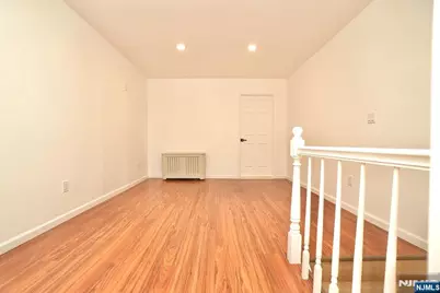 210 Sanford Avenue 2 #2, Kearny, NJ 07032 - Photo 4