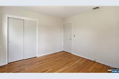 11 Ray Avenue, Leonia, NJ 07605 - Photo 18