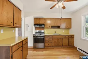 11 Ray Ave, Leonia, NJ 07605 - Photo 10