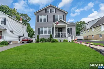 84 Fairfield Avenue, West Caldwell, NJ 07006 - Photo 4