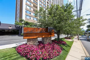 250 Gorge Road 29E, Cliffside Park, NJ 07010 - Photo 32