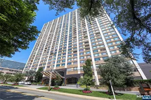 250 Gorge Road 29E, Cliffside Park, NJ 07010 - Photo 28