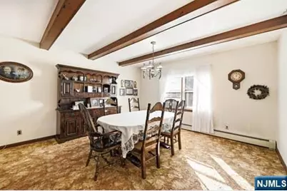 309 Erie Avenue, Midland Park, NJ 07432 - Photo 10