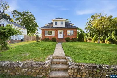 309 Erie Avenue, Midland Park, NJ 07432 - Photo 1