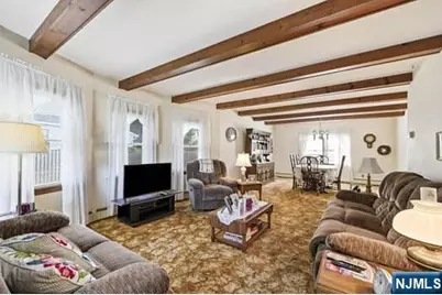 309 Erie Avenue, Midland Park, NJ 07432 - Photo 8