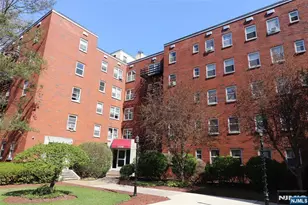 2330 Linwood Ave 3D, Fort Lee, NJ 07024 - Photo 1