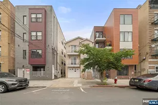 38 Vroom St, Jersey City, NJ 07306 - Photo 2
