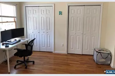 38 Vroom Street, Jersey City, NJ 07306 - Photo 26