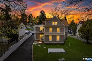 69 E Clinton Dr A, Tenafly, NJ 07670 - Photo 4