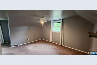 45 Campbell Avenue, Woodcliff Lake, NJ 07677 - Photo 18