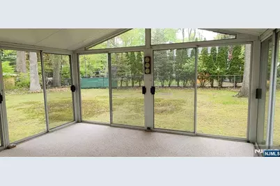45 Campbell Avenue, Woodcliff Lake, NJ 07677 - Photo 12