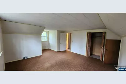 45 Campbell Avenue, Woodcliff Lake, NJ 07677 - Photo 16